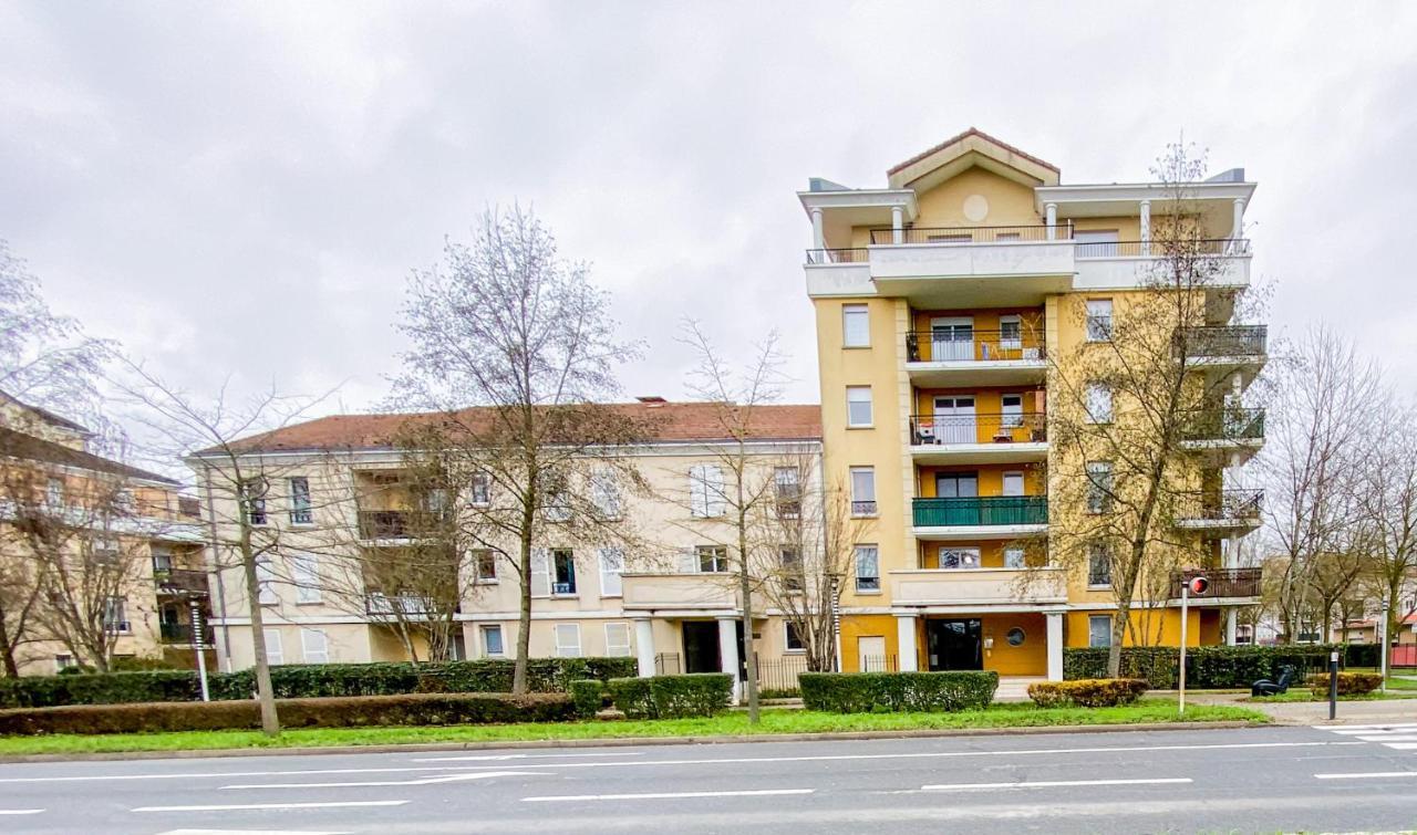Appartement The Grey House - Parking - Piscine - Rer A 6 Min à Bussy-Saint-Georges Extérieur photo